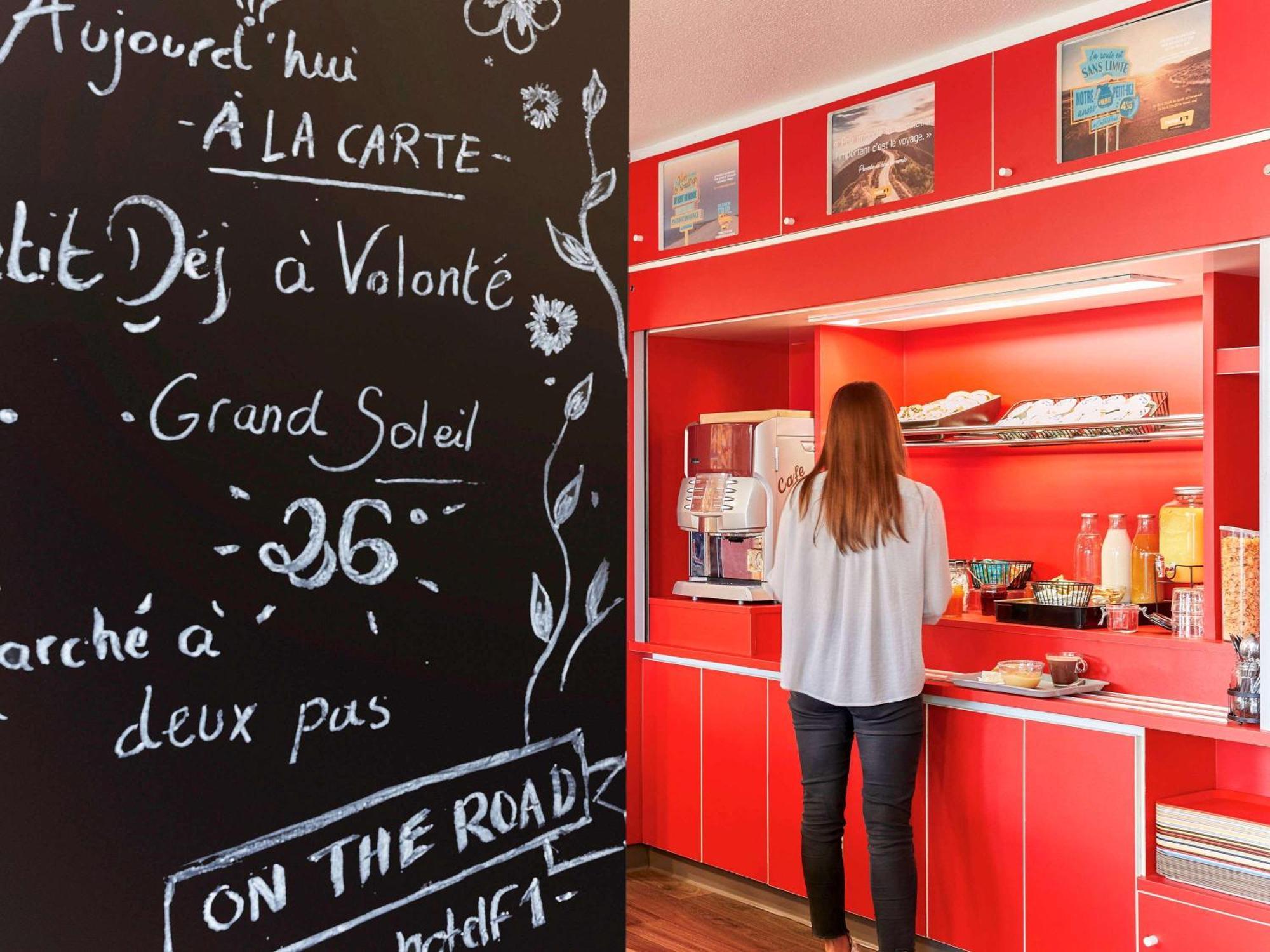 Hotelf1 Lille Villeneuve D'Ascq Ngoại thất bức ảnh